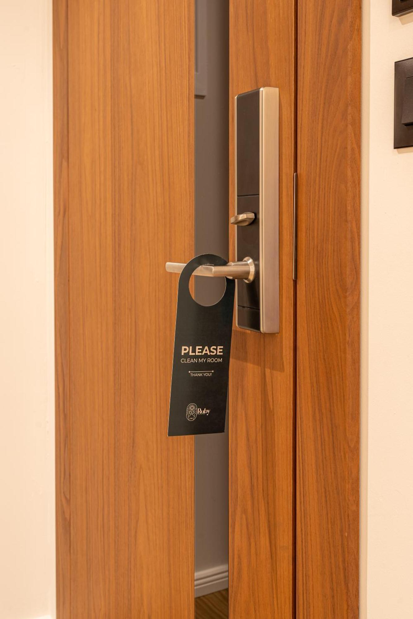 Ruby Hotel Prishtina Priştine Dış mekan fotoğraf